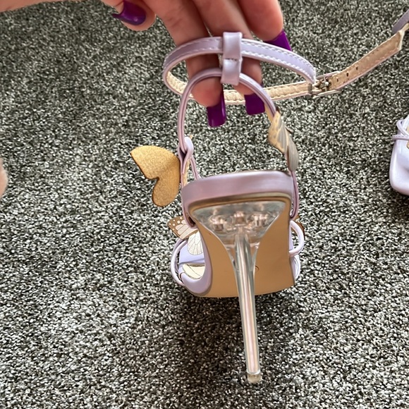 Butterfly Heels - Picture 4 of 6
